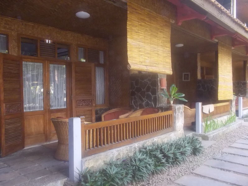 Sunrise Hotel Beach Pangandaran Esterno foto